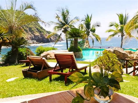 Stay at this hotel in San Pedro Pochutla. Enjoy free WiFi, free parking and 2 hot tubs. Popular attractions Zipolite Beach and Mazunte Beach are located nearby..