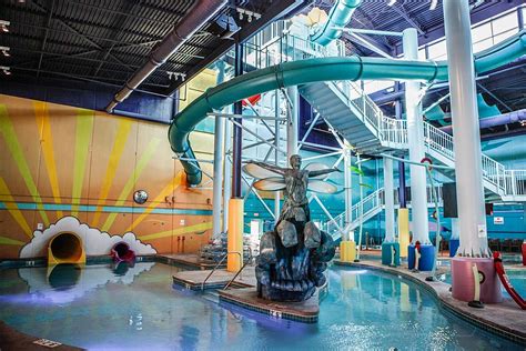 Hotel cascada abq. Splash your way into 2016 at Hotel Cascada's New Year's Eve Family Countdown! Hotel Cascada and ABQ Surf N' Slide Waterpark Albuquerque’s urban resort: the perfect southwest escape to meet, work, relax and play! 2500 Carlisle Blvd. NE, Albuquerque, NM 87110 (505) 888-3311 … 