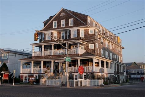 Hotel macomber. Hotel Macomber. 727 Beach Avenue, Cape May, NJ 08204, United States. 3.5. 291 reviews. This hotel's location is rated 4.5/5. Overview. 