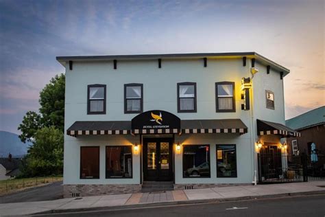 Hotel stevenson. Find and compare hotels in Stevenson, a town on the Columbia River Gorge National Scenic Area. See prices, reviews, photos and availability for different dates and … 