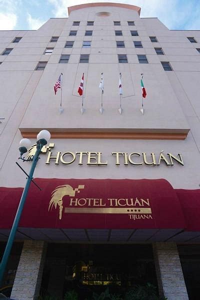 In unmittelbarer Nähe der Revolution Avenue mitten in Tijuana bietet das Hotel Ticuan ein Restaurant, kostenfreie Parkplätze und stilvolle Zimmer mit kostenfreiem WLAN und kostenlFrühstück. Sie fahren 5 Minuten mit dem Auto bis zur US-Grenze. Die Zimmer bieten alle eine Klimaanlage und Kabel-TV. Es sind auch ein Schreibtisch und ein .... 