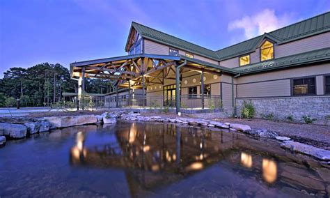 Hotell nær Hobbs state park conservation area visitor center, …