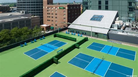 Hotels With Pickleball Courts