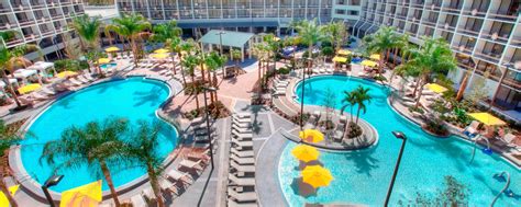 OYO Hotel and Casino Las Vegas. 115 East Tropicana Avenue, Las Vegas, NV. Fully refundable Reserve now, pay when you stay. $20. per night. Nov 19 - Nov 20. 1.07 mi from city center. 6.2/10 (5,511 reviews) "Easy check in".. 