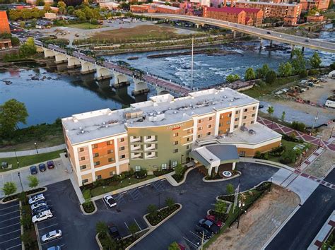 Hotels in Phenix City, AL - Find Hotels - Hilton