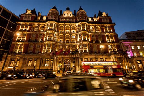 Hotels in london cheap. Here are some popular cheap hotels in London that offer air conditioning: The Hide London - Traveler rating: 4.5/5. Covent Garden Hotel - Traveler rating: 5/5. 