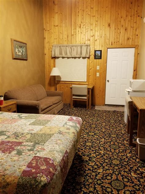 Hotels near Gregory, South Dakota - Save On Hotels