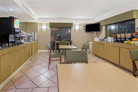 Hotels near I-35 at Rittiman Road in San Antonio - Pay at Hotel