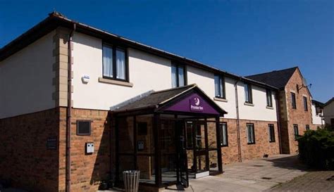 Hotels near Silverstone Premier Inn