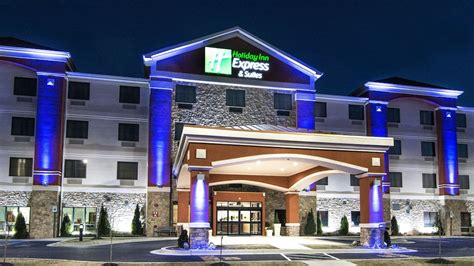 Top Elkton hotels. Best Western Athens Inn. 2.5 out of 5. 1329 US Highway 72 E, Athens, AL. Free Cancellation. Reserve now, pay when you stay. 18.8 mi from city center. The price is $100 per night. $100. per night. May 12 - May 13. This hotel features a 24-hour gym and a seasonal outdoor pool. Traveling on business?. 