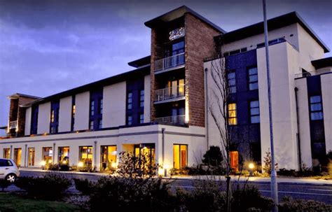 Hotels near gretna.  Patrick&rsquo;s Day Parades are considered another opportunity for fa...