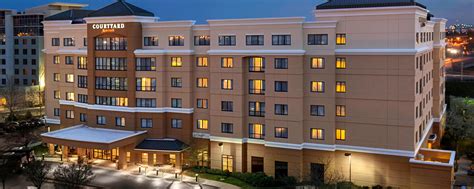 Hotels near jersey gardens mall. Things To Know About Hotels near jersey gardens mall. 