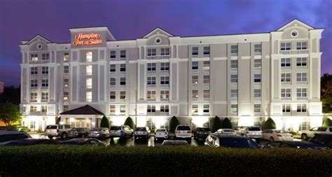 Book a stay at this hotel near PNC Arena, offering modern rooms, on-site dining, fitness facilities, and event venues. Enjoy free Wi-Fi, complimentary parking, and sustainability features at Four Points by Sheraton Raleigh Arena.. 