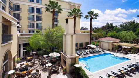 Hotels near six flags magic mountain. 27505 Wayne Mills Place, Valencia, California, USA, 91355. Toll Free:+1-661-481-0011. Fax: +1 661-481-0086. Book Directly at SpringHill Suites by Marriott Valencia & Get Exclusive Rates. Plan Your Next Vacation or Business Trip at Our Hotel. 