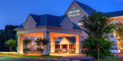 East Brunswick is located on I-95 in central New Jersey, 20 miles southwest of Elizabeth and 30 miles northeast of Trenton. All of the hotels and motels in East Brunswick are along NJ 18 or near I-95, Exit 9.. 