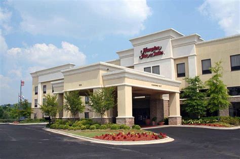 Holiday Inn Express & Suites Birmingham I-65/Lakeshore Parkway. Discover the unexpected with great accommodations, quality service and a convenient location by staying at this family friendly and kid friendly Birmingham Homewood hotel. We are conveniently located off of Hwy I-65 at Exit 255 and only 5 miles away from downtown Birmingham, BJCC ...