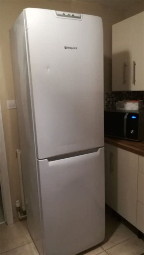 Hotpoint FF200E - Fridge too warm - Flap blocking air