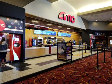 How much does AMC Theatres in the United States pay? 