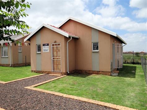 House For Sale In Orange Farm, Evaton 2-bed house for sale …