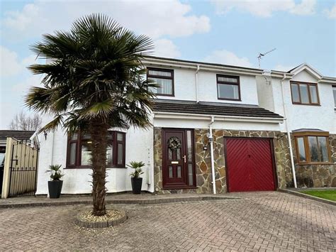 House Prices in Hendre, Flintshire - Zoopla