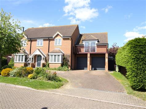 House Sale Information in Huntingdon Crescent, Bletchley, …