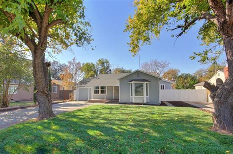 1981 Middleberry Rd is a 1,121 square foot house on a 10,019 square foot lot with 4 bedrooms and 2 bathrooms. This home is currently off market - it last sold on August 26, 2003 for $173,000. Based on Redfin's Sacramento data, we estimate the home's value is $403,160. Single-family.