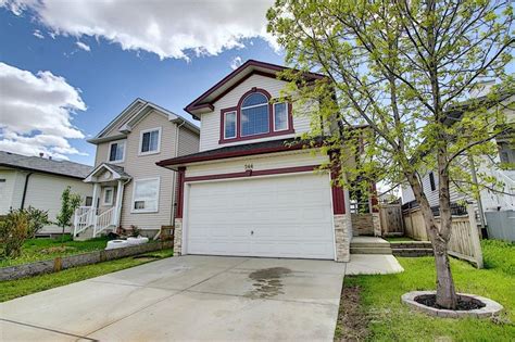 House for sale in monterey park calgary. Home prices in Monterey Park very significantly. Though it is possible to find homes under $500,000 listed for sale, the median sale price of homes here as of November of 2016 was over $580,000. This is about $412 per square foot. It also represents about a 12 percent increase from this timeframe in 2015 to 2016. 