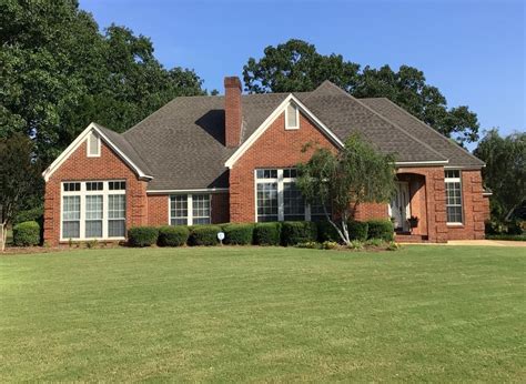 Find your dream single family homes for sale in Tupelo, MS at re