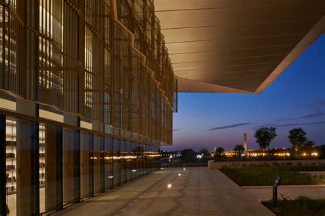 House of Wisdom Library and Cultural Center / Foster + Partners