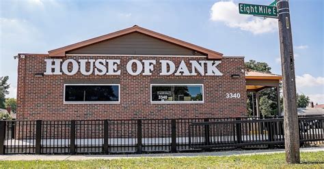 Meet your local cannabis experts at where it all started, the House of Dank Center Line. Known for our world-class medical and recreational cannabis products, easy delivery options, and knowledgeable staff, we strive to bring you the highest quality products through a truly seamless experience.