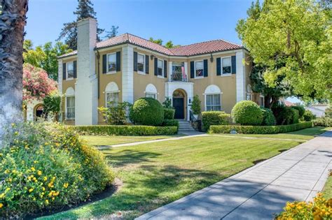 House sale in fresno. Browse real estate in 93705, CA. There are 50 homes for sale in 93705 with a median listing home price of $332,499. 