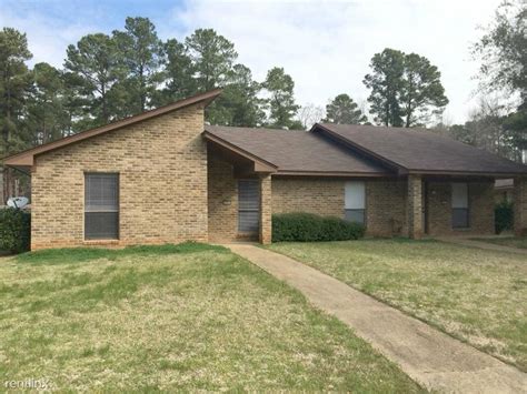 3 Bedroom Houses for Rent in Longview, TX . 5 Rentals Available .