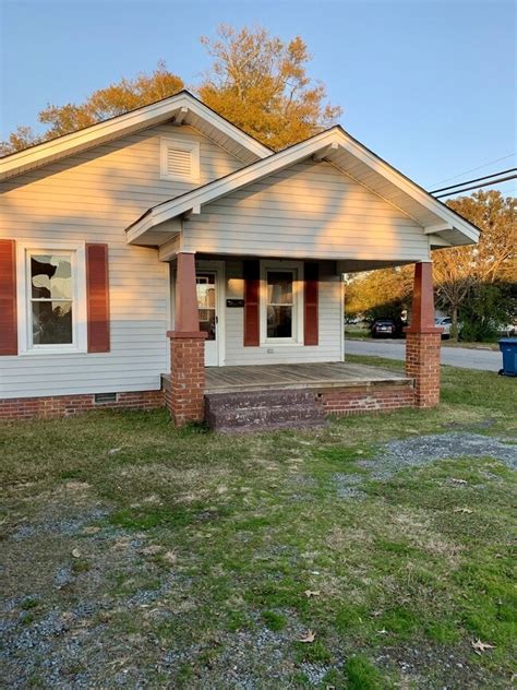 Titan Roberts Rd, Erwin, NC 28339. $297 /mo Rent to Own. View Details. $1,200 /mo Mobile Home For Rent. 2 Bd | 2 Bath | 840 Sqft. Listing Courtesy of: GILLIAN GIBSON - 3G REAL ESTATE, LLC. - 708801. View Details.. 