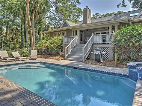 Houses for rent hilton head sc. 49 days on Zillow. 125 Avenue Of Oaks, Daufuskie Island, SC 29915. $539,000. 2 bds. 2 ba. 1,500 sqft. - Townhouse for sale. 165 days on Zillow. 11 Lake Forest Dr APT 3360, Hilton Head Island, SC 29928. 