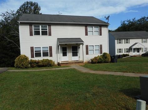 Get a great Bedford, VA rental on Apartments.com! Use our search filters to browse all 1 apartments and score your perfect place! Menu. Renter Tools Favorites; ... House for Rent. $2,200 /mo. 3 Beds, 4 Baths. Rentals Near Bedford, VA. We found 25 more rentals matching your search near Bedford, VA. 