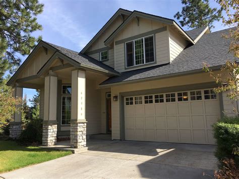 Houses for rent in bend or. Velocity is faster at the outside bend of a meander because that is where the channel is deepest and there is the least friction. By contrast, the inside bend of a meander is shallow and exposes water to more friction, slowing it down. 