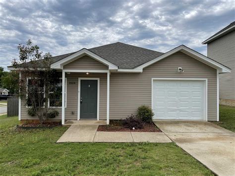 Houses for rent in benton. When it comes to purchasing a pre-owned vehicle, many people are drawn to the wide selection and competitive prices offered by dealerships like Everett GMC in Benton, AR. Another b... 