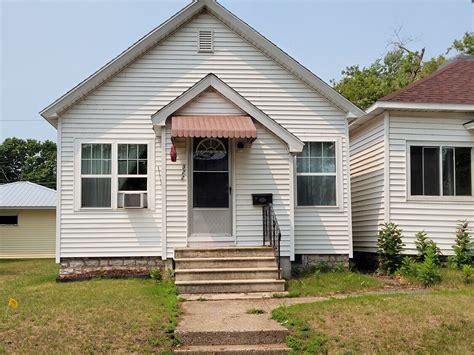 House location: 415 South 17th Street, Escanaba, MI 49829, USA. Property details: 3 bedroom, 2 bathroom, 1500 sq ft. House for sale #108896488.