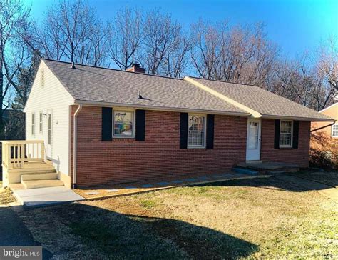 Houses for rent in fredericksburg va by private owner. The home is also located approximately 8-12 minutes from the Spotsylvania Mall, downtown Fredericksburg, shopping, I-95, UMW, and Germanna. Hiking and running trails are within reach as well. Available on May1, 2024. Month-to-month: $700 6 month lease: $675 12 month lease: $650. House for Rent View All Details. 