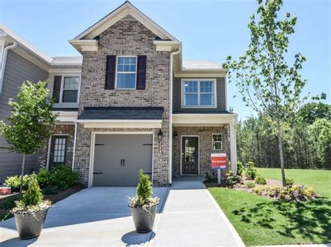 Houses for rent in gwinnett county ga. Gwinnett County, GA Homes for Rent / 25. House for Rent. $2,800 per month; 4 Beds; 2.5 Baths; 5057 Faversham Hill Dr Unit II, Suwanee, GA 30024. Lovely Suwanee home with 4 bedrooms, 2.5 bath PLUS office/study on main level! Stunning open floor plan with additional formal dining room and formal living room. Hardwoods throughout main level ... 