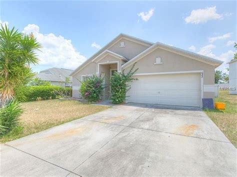Houses for rent in haines city fl under $1000. Simmons Trace. 1371 Daugherty Dr, Kissimmee, FL 34744. $2,440 - 2,550. 3-4 Beds. (689) 204-0445. 1301 Old Polk City Rd house in Haines City,FL, is available for rent. This rental unit is available on Apartments.com, starting at $1000 monthly. 