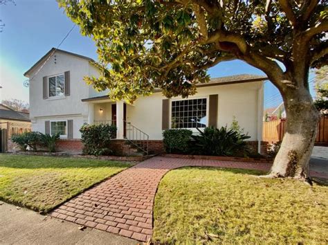 Houses for rent in san mateo. 2 baths. 1,400 sq ft. 500 E 40th Ave, San Mateo, CA 94403. House. Request a tour. (626) 678-3233. Houses for Rent in San Mateo Village, CA. Beautiful Home on Hillsdale Blvd! 57 N. Hillsdale Blvd - Beautiful home conveniently located right on Hillsdale Blvd in San Mateo, Close to everything! Eat in kitchen, fireplace, large yard. 