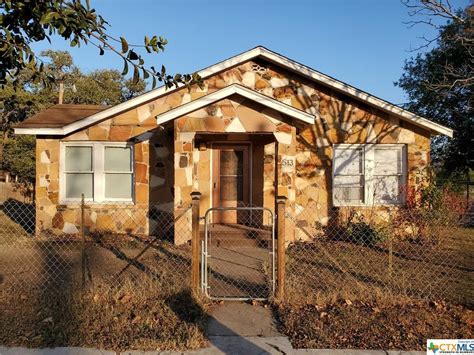 Houses for rent in seguin. Browse photos, prices and amenities of houses for rent in Seguin TX. Find your ideal home with Zillow's filters, tours and applications. 