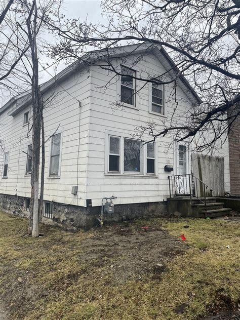Syracuse Homes for Rent; Cortland Homes for Rent; ... 617 Hiawatha Blvd E, Syracuse, NY 13208 $950 - $1,750 | 1 - 3 Beds Message ... . 