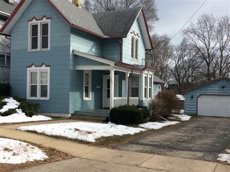 Houses for rent rockford il no credit check. To schedule showings, call or email Gabriel Stepek (312) 401-2515 Gabriel@ckorealestate.com - Application Fee: $70- Each applicant over 18 years old is required to apply. The fee is non-refundable. - Administrative Fee is $350 - Income Requirement: 3x the Gross Monthly Rent. - Co-signers are allowed but must be family. 