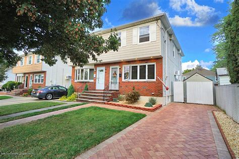 Houses for rent si ny. 71 Grand Ave, Staten Island, NY 10301 Unit 1. 6 Days Ago. Townhome for Rent. 2 Beds $3,700. (877) 716-7164. 
