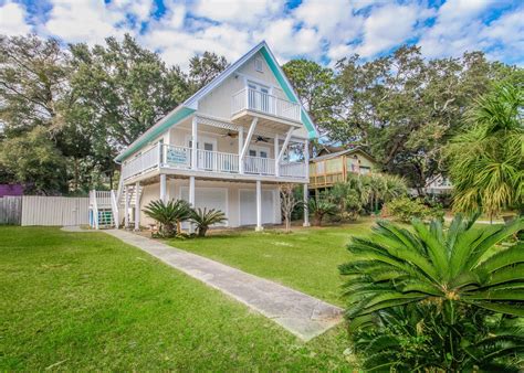 Houses for rent tybee island ga. Compare hotel prices and find an amazing price for the My Beach House Rentals On Tybee Entire House / Apartment in Tybee Island, USA. View 29 photos and read 159 reviews. Hotel? trivago! 
