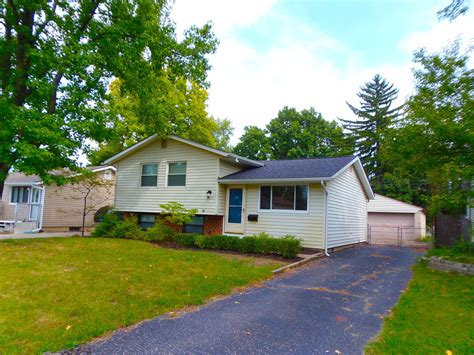 Houses for rent westerville ohio. For Rent. $1,379. 2 bd | 2 ba | 933 sqft. Prescott Place, Columbus, OH 43235. For Rent. Skip to the beginning of the carousel. 6 N State St #A, Westerville, OH 43081 is an apartment unit listed for rent at $1,395 /mo. The 585 Square Feet unit is a 2 beds, 1 bath apartment unit. View more property details, sales history, and Zestimate data on ... 