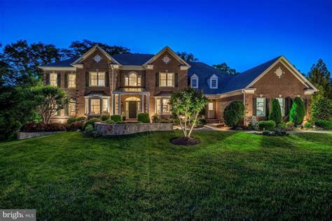 Houses for sale ashburn. 3 beds 4.5 baths 2,887 sq ft 2,178 sq ft (lot) 42286 Ashmead Ter, Brambleton, VA 20148. (703) 430-9008. ABOUT THIS HOME. New Listing for sale in Ashburn, VA: Welcome to this Edgemoor Homes Cotswold model in Ashburn Farm that will not disappoint! Lovely stone and stucco facade with private side entry. 