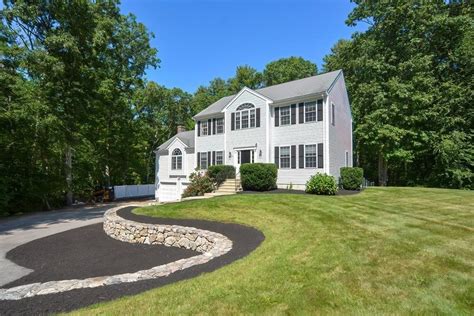 Houses for sale bellingham ma. 41 Puddingstone Ln, Bellingham, MA 02019 - 3,400 sqft home built in 1968 . Browse photos, take a 3D tour & see transaction details about this recently sold property. MLS# 73113228. 